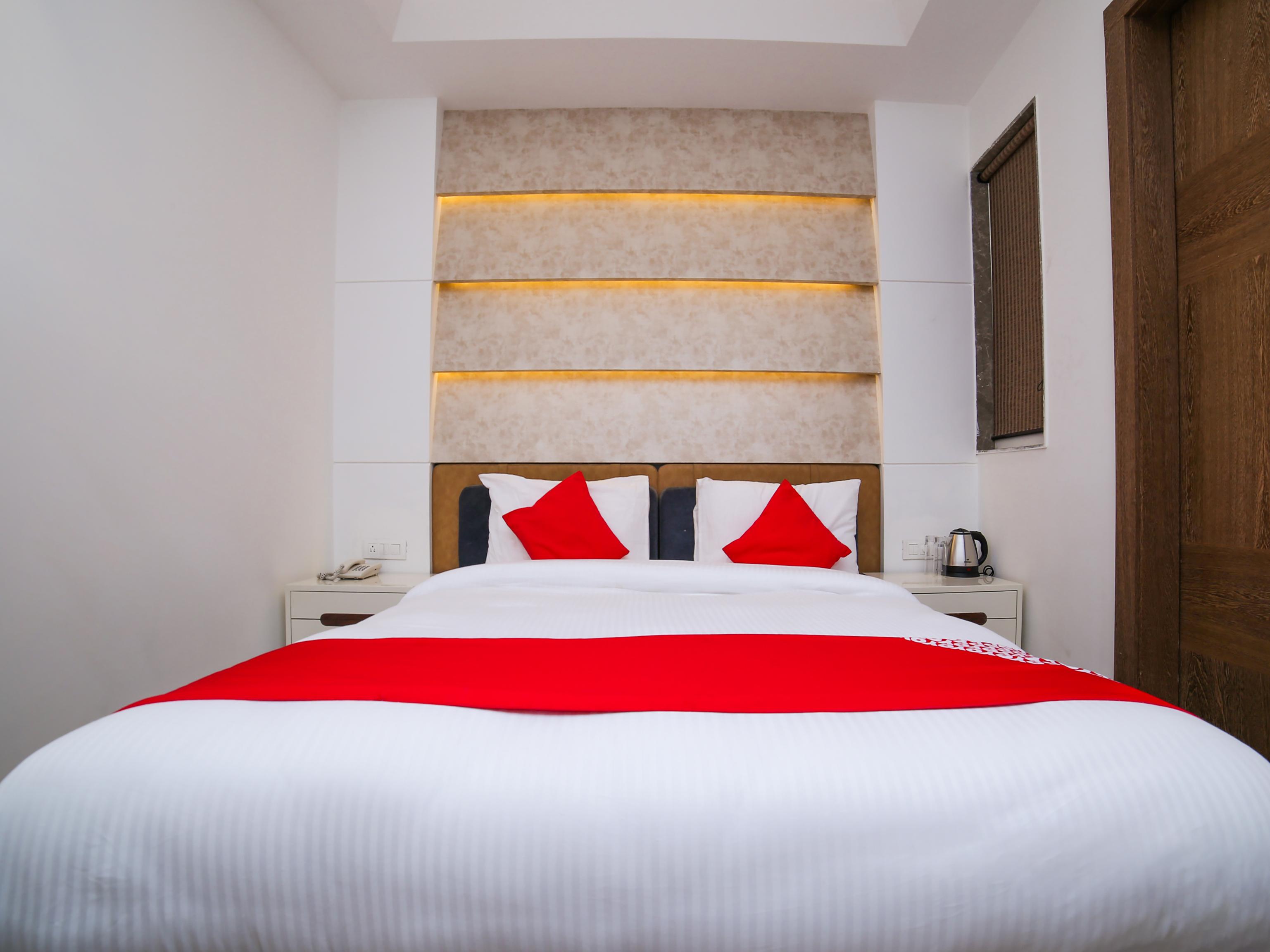 Townhouse Oak Hotel Dev Palace Delhi  Eksteriør bilde